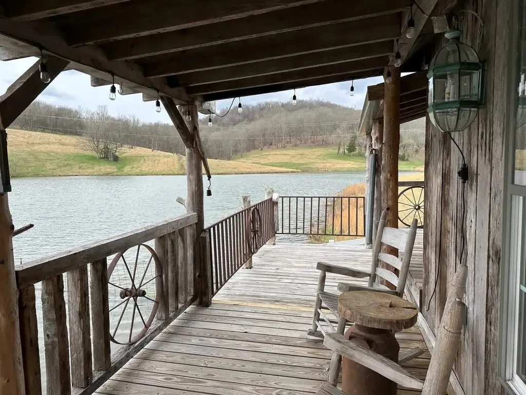 36 Parker Valley Lane Frankewing TN 38459