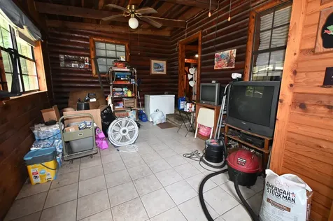 8821 Highway 412, E Linden TN 37096