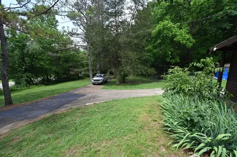 8821 Highway 412, E Linden TN 37096
