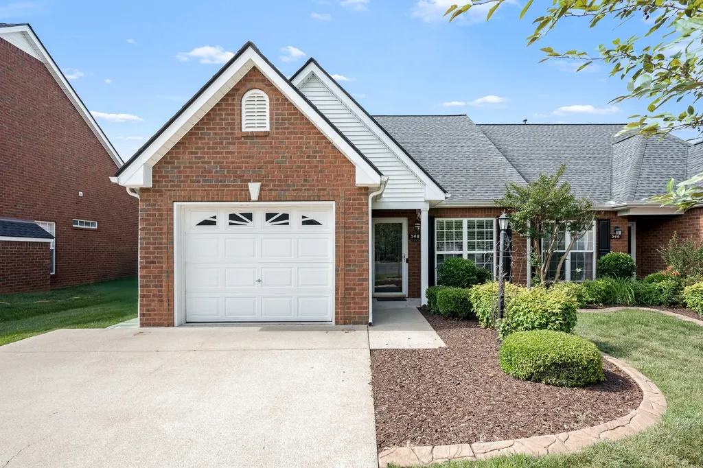 348 Golfview Court Murfreesboro TN 37127