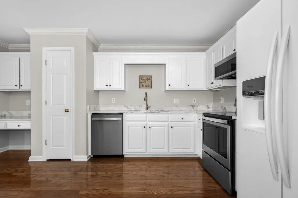 348 Golfview Court Murfreesboro TN 37127