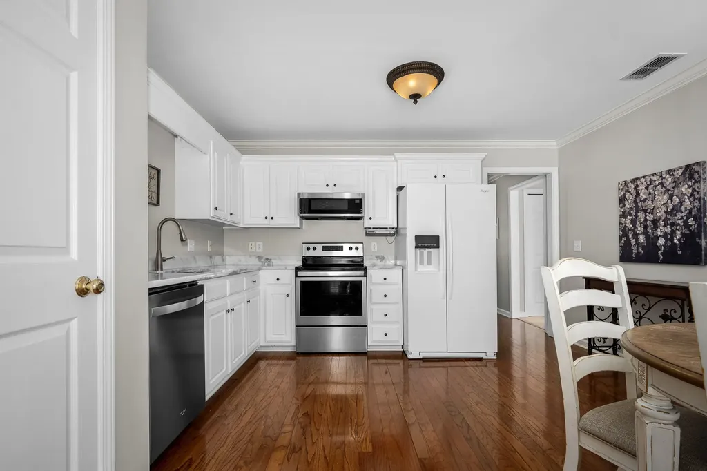 348 Golfview Court Murfreesboro TN 37127