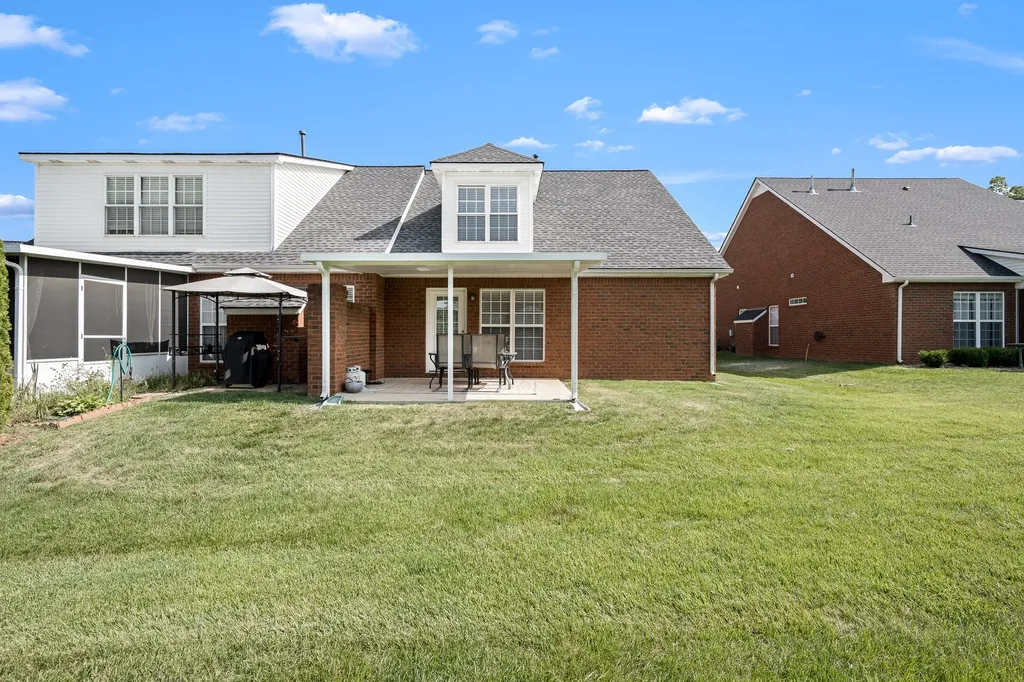 348 Golfview Court Murfreesboro TN 37127