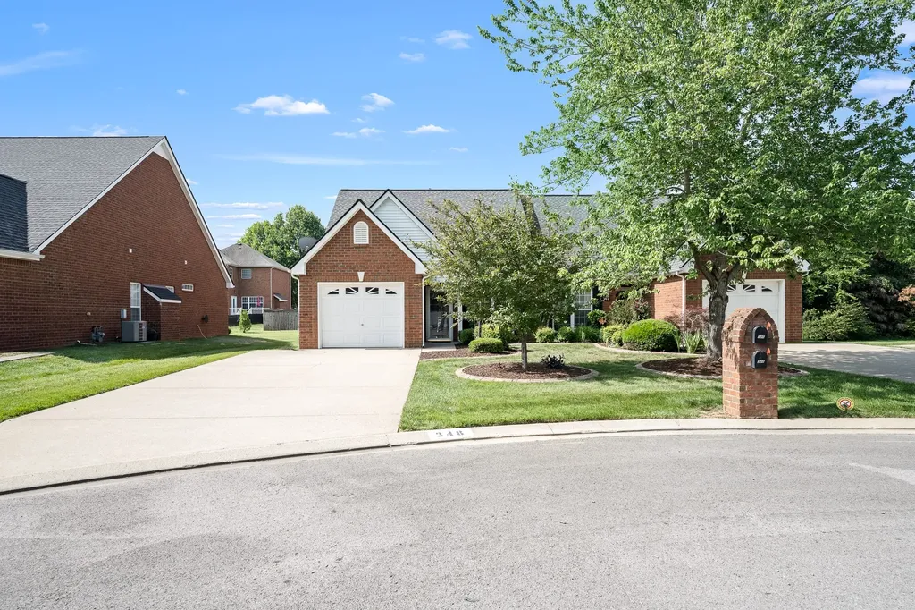 348 Golfview Court Murfreesboro TN 37127