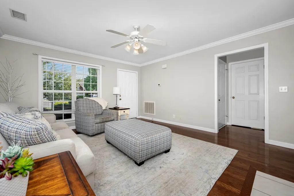 348 Golfview Court Murfreesboro TN 37127