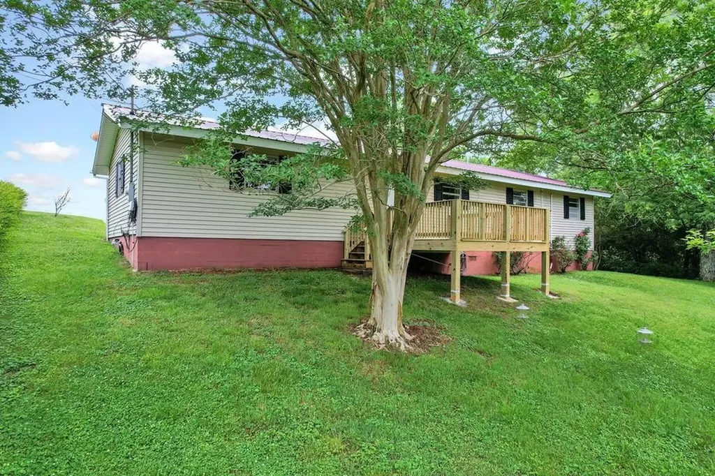 179 Swafford Ln, NW Charleston TN 37310