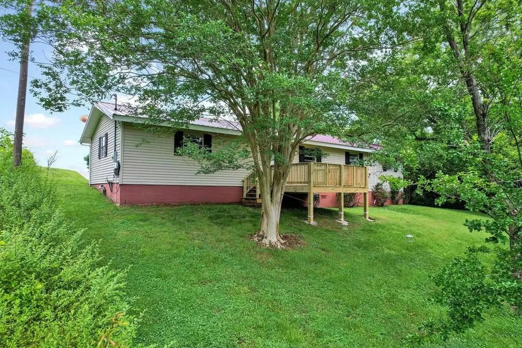 179 Swafford Ln, NW Charleston TN 37310