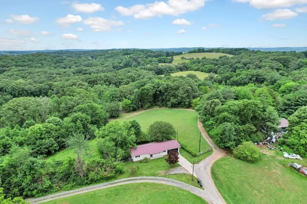 179 Swafford Ln, NW Charleston TN 37310