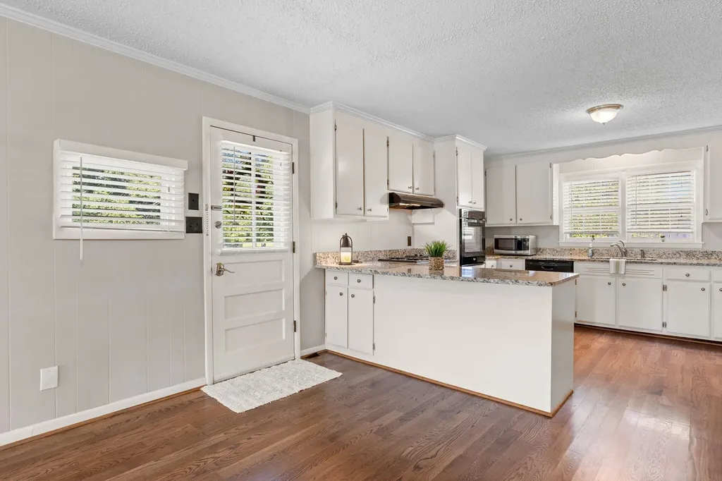 5451 Carters Creek Pike Thompsons Station TN 37179