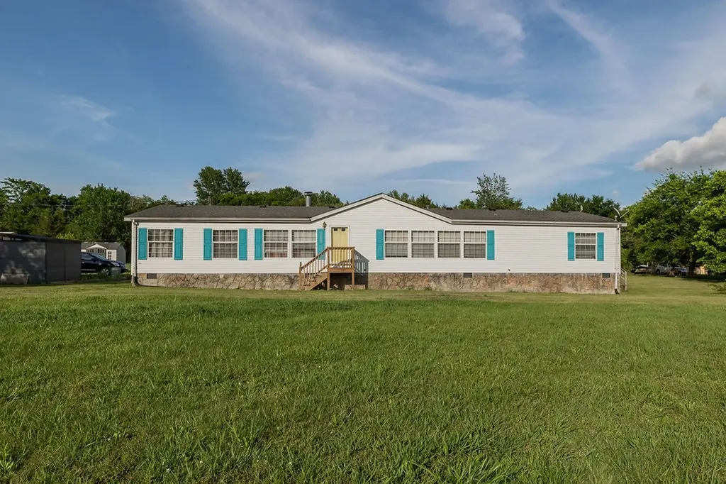 2861 Verona Caney Road Lewisburg TN 37091