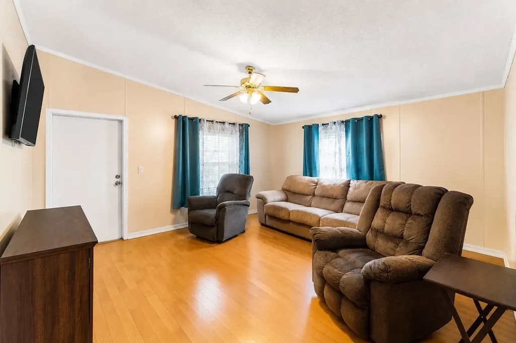 2861 Verona Caney Road Lewisburg TN 37091