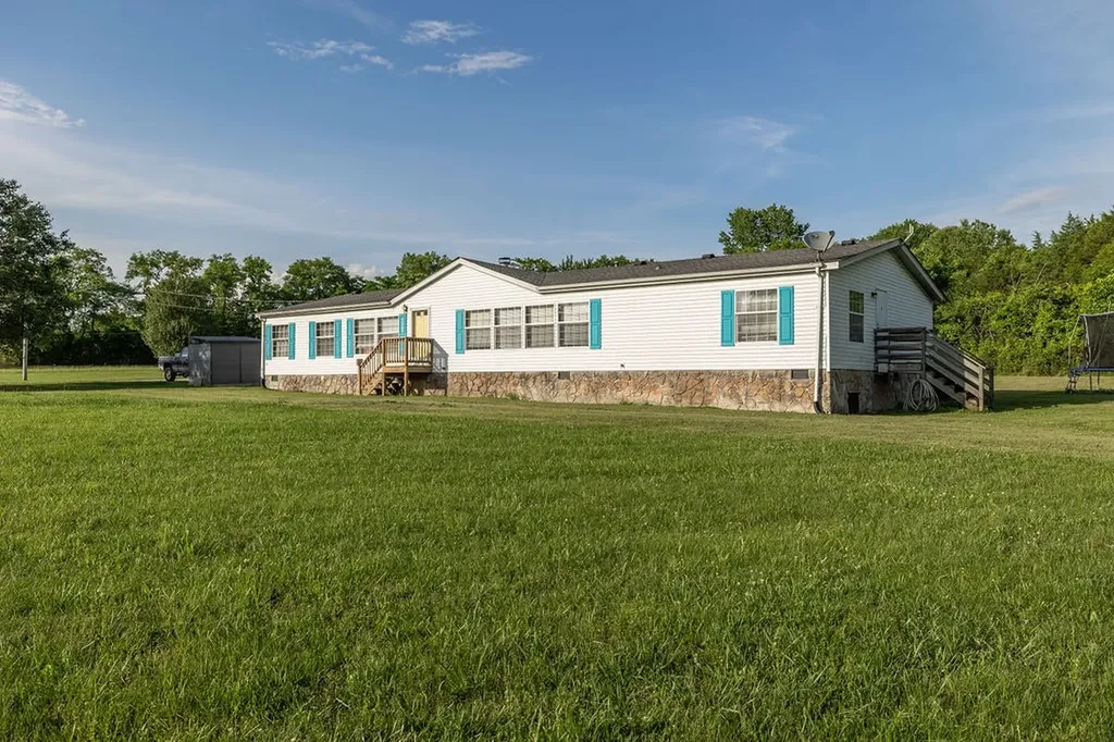 2861 Verona Caney Road Lewisburg TN 37091