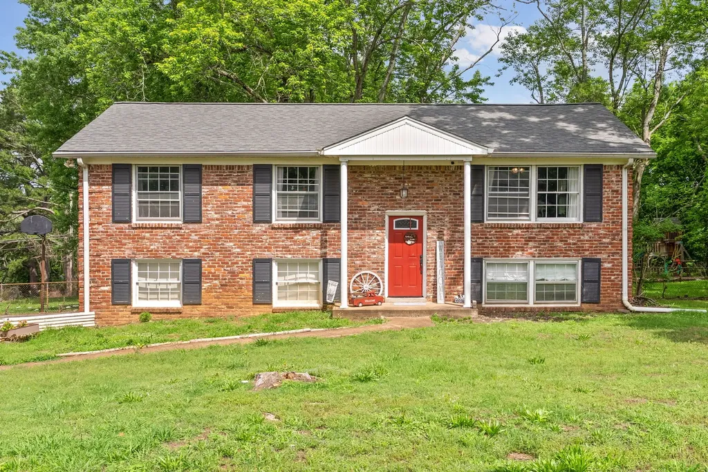 212 Slayden Circle Clarksville TN 37040