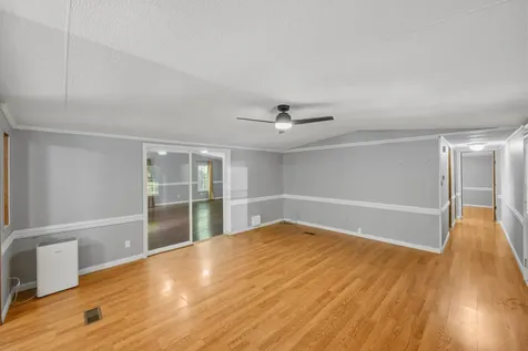 2417 Maytown Road Bruceton TN 38317