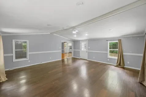 2417 Maytown Road Bruceton TN 38317