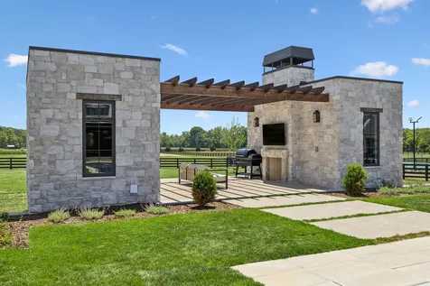 2077 Wilson Pike Franklin TN 37067