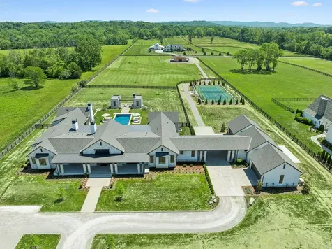 2077 Wilson Pike Franklin TN 37067