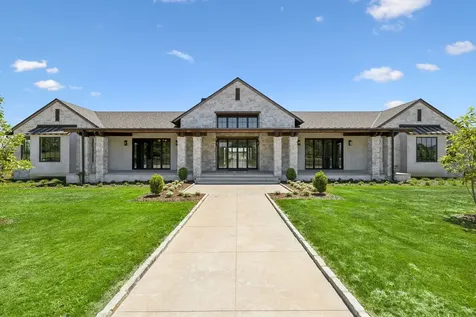 2077 Wilson Pike Franklin TN 37067