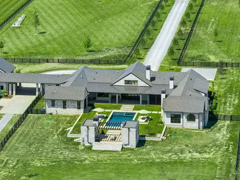 2077 Wilson Pike Franklin TN 37067