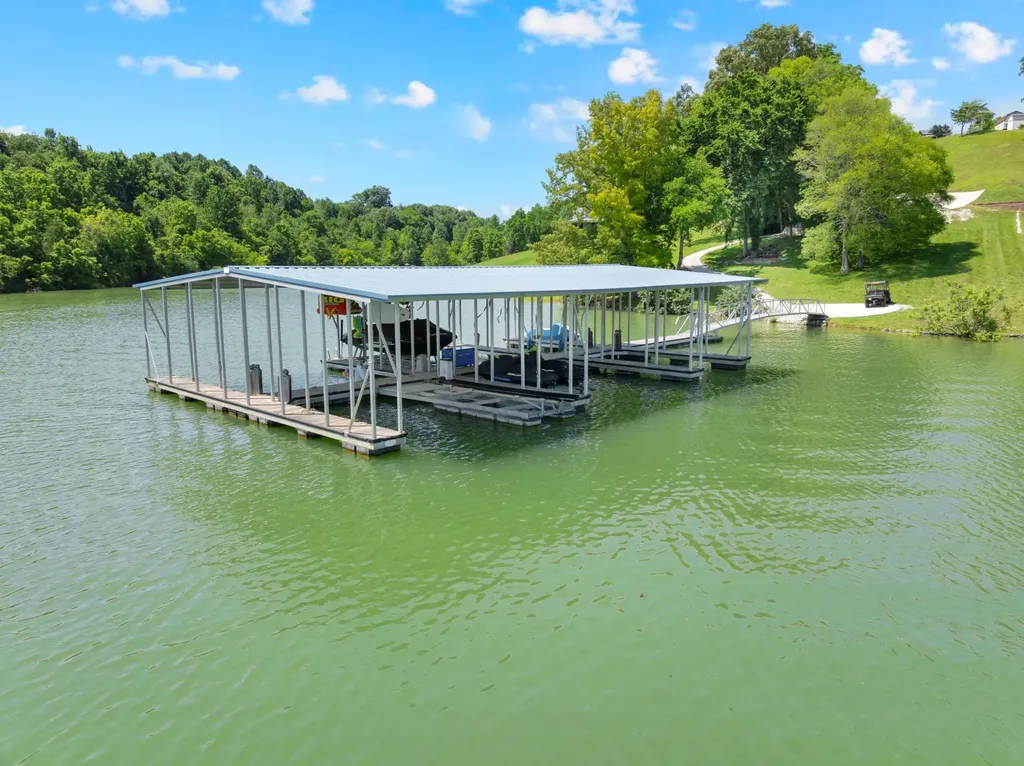 621 Lake Haven Drive Tullahoma TN 37388