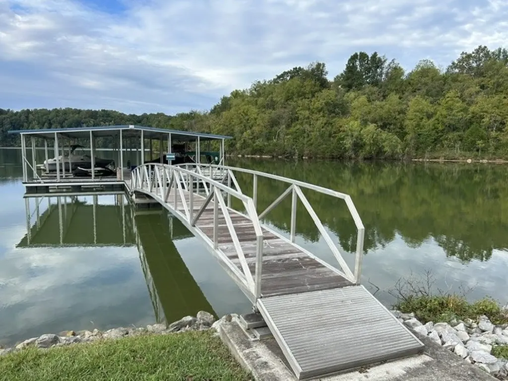 621 Lake Haven Drive Tullahoma TN 37388