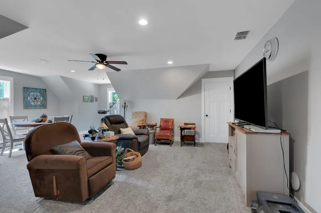 621 Lake Haven Drive Tullahoma TN 37388