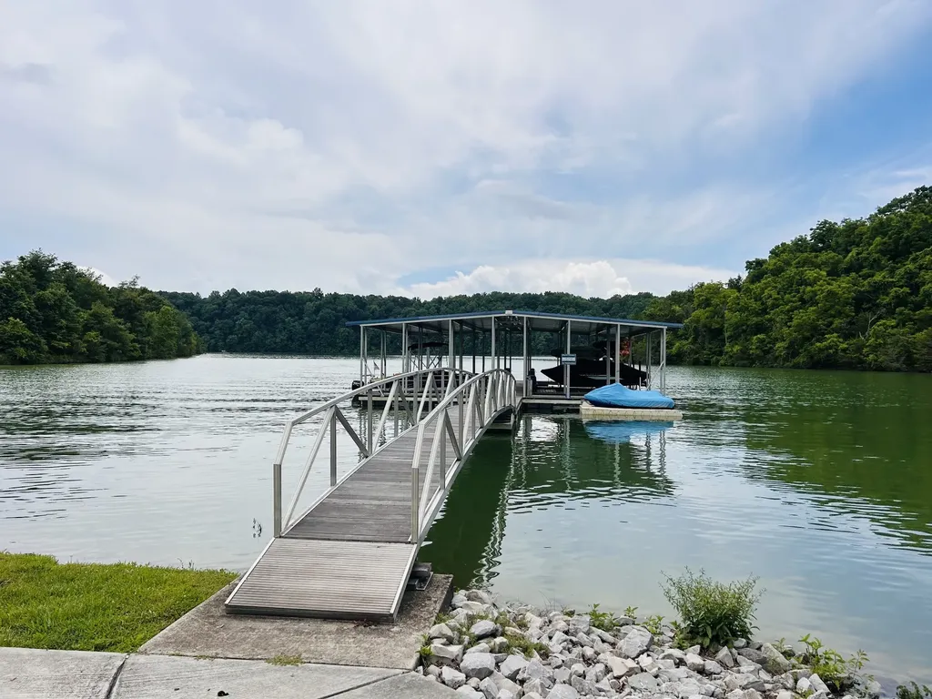621 Lake Haven Drive Tullahoma TN 37388