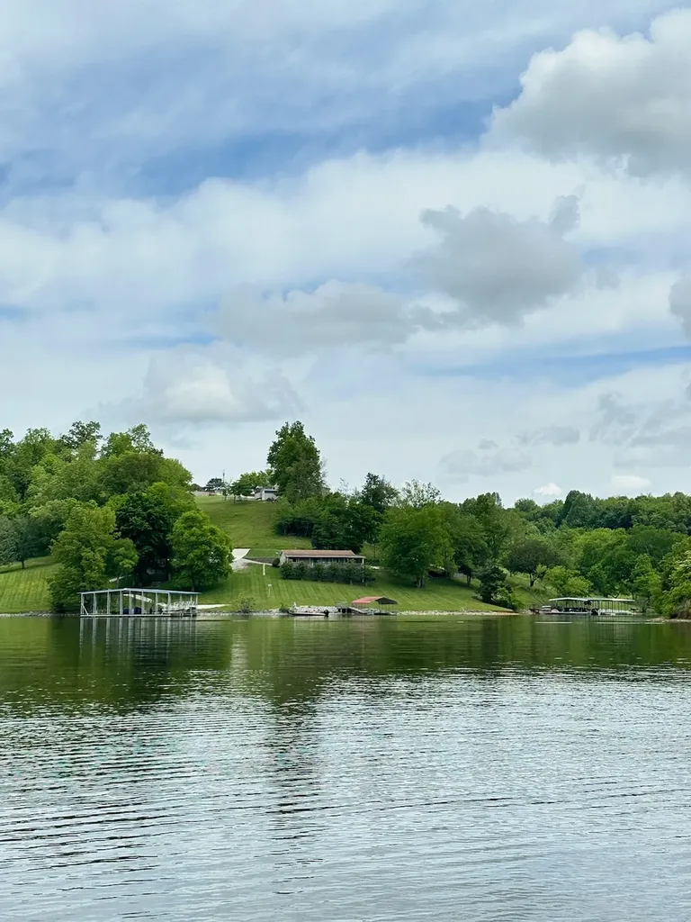 621 Lake Haven Drive Tullahoma TN 37388