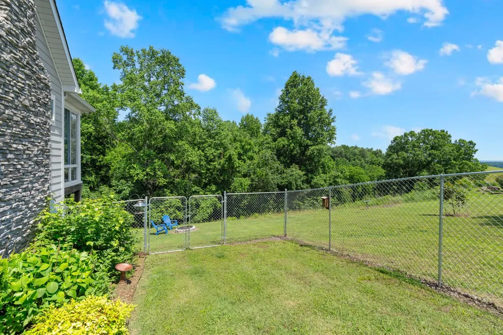 621 Lake Haven Drive Tullahoma TN 37388