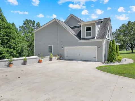 621 Lake Haven Drive Tullahoma TN 37388