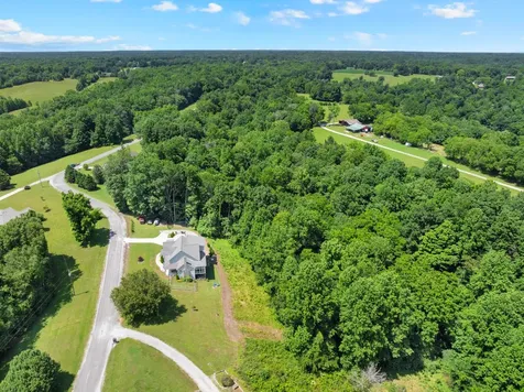 621 Lake Haven Drive Tullahoma TN 37388