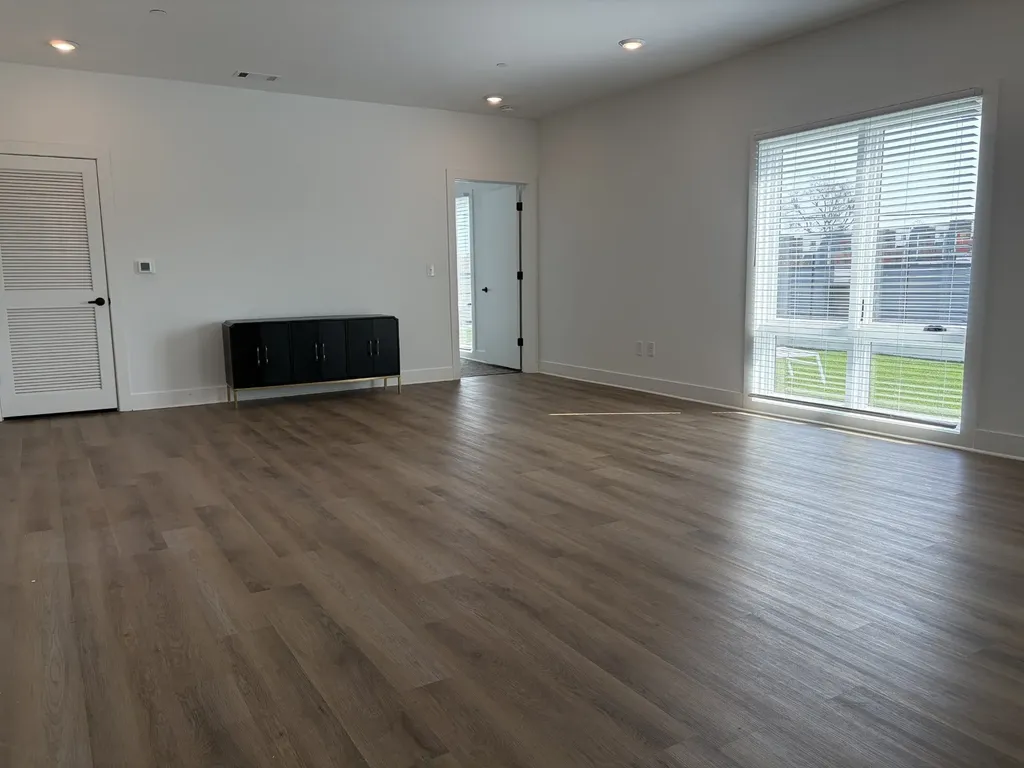 2704 Clifton Avenue Nashville TN 37209