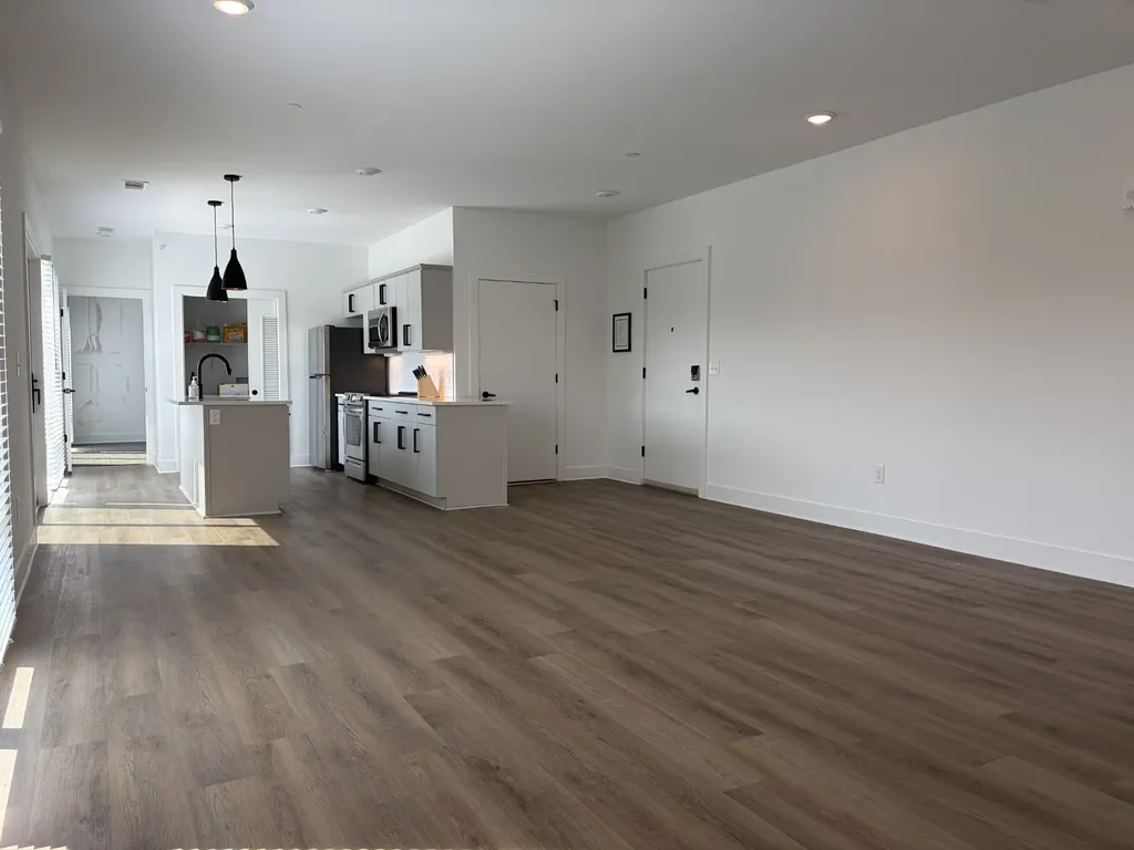 2704 Clifton Avenue Nashville TN 37209