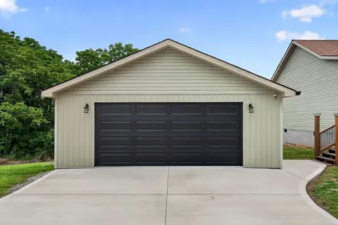 240 Dillon Lane Baxter TN 38544