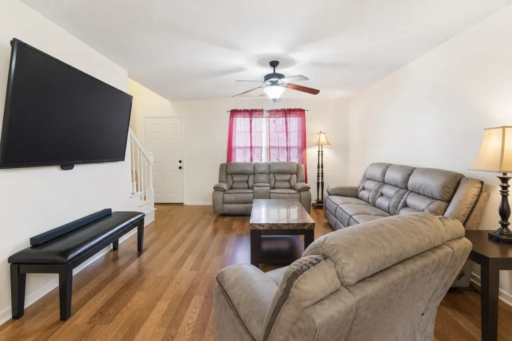 942 Lavergne Lane La Vergne TN 37086