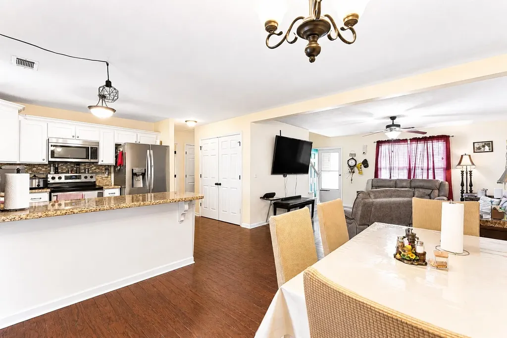 942 Lavergne Lane La Vergne TN 37086