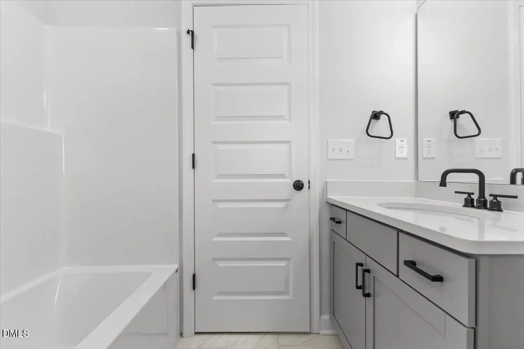 33 Pear Blossom Parkway Clayton NC 27520