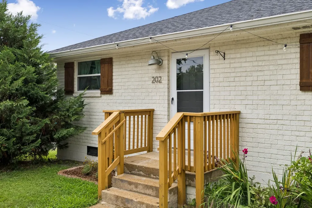 202 S 16th Street Nashville TN 37206