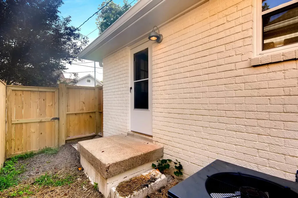 202 S 16th Street Nashville TN 37206
