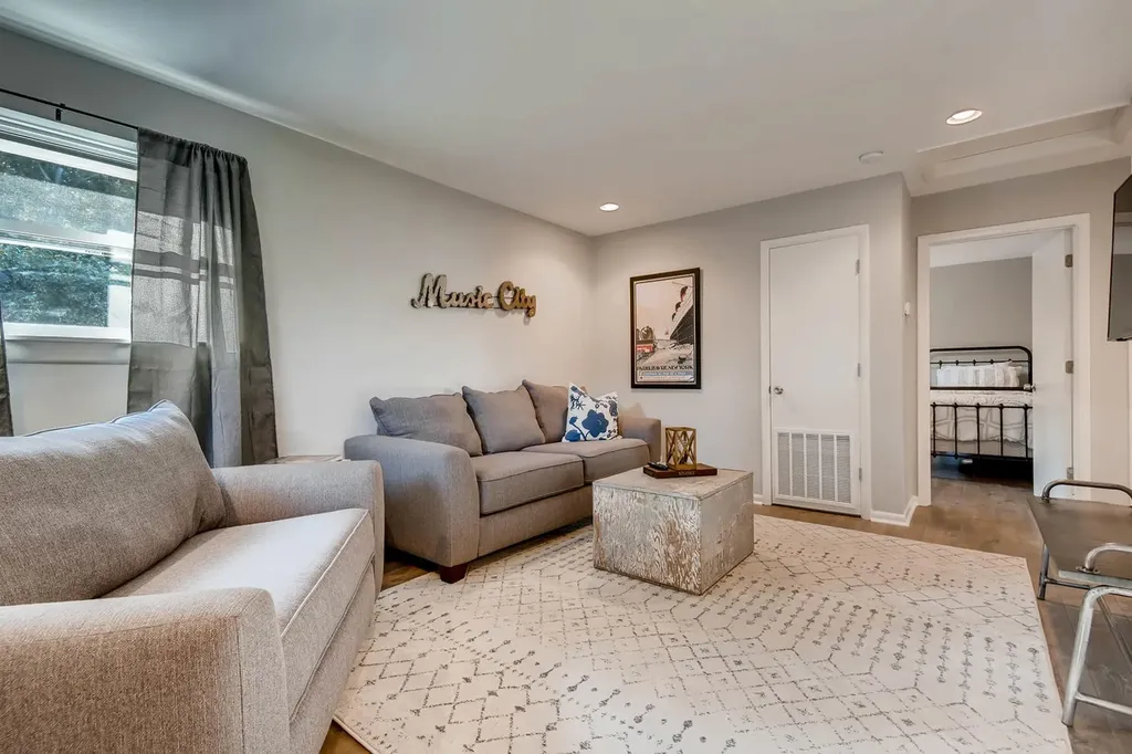202 S 16th Street Nashville TN 37206