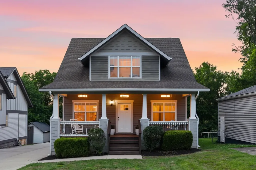 1321B Stratford Avenue Nashville TN 37216