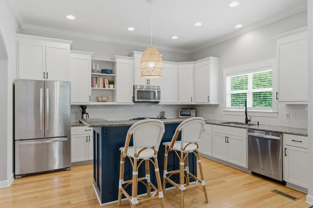 1321B Stratford Avenue Nashville TN 37216