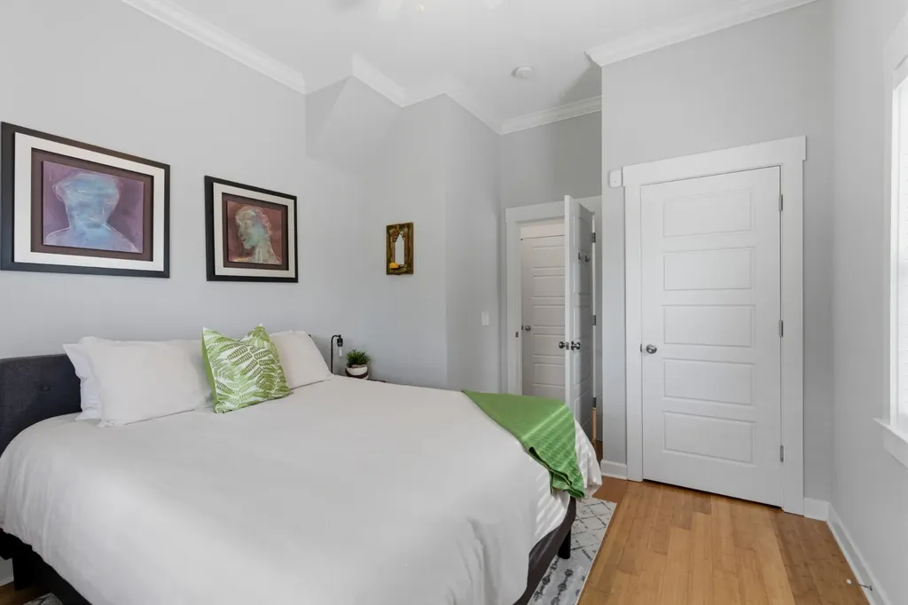 1321B Stratford Avenue Nashville TN 37216