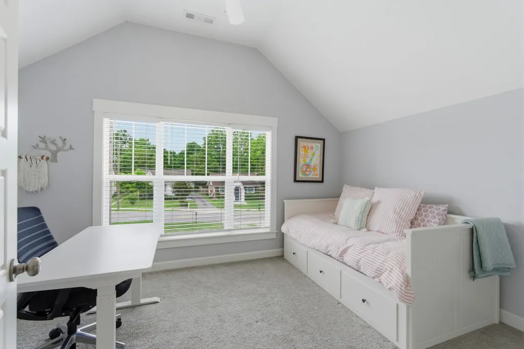 1321B Stratford Avenue Nashville TN 37216