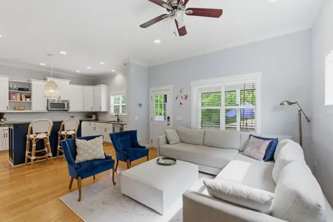 1321B Stratford Avenue Nashville TN 37216