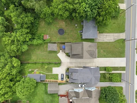 1321B Stratford Avenue Nashville TN 37216