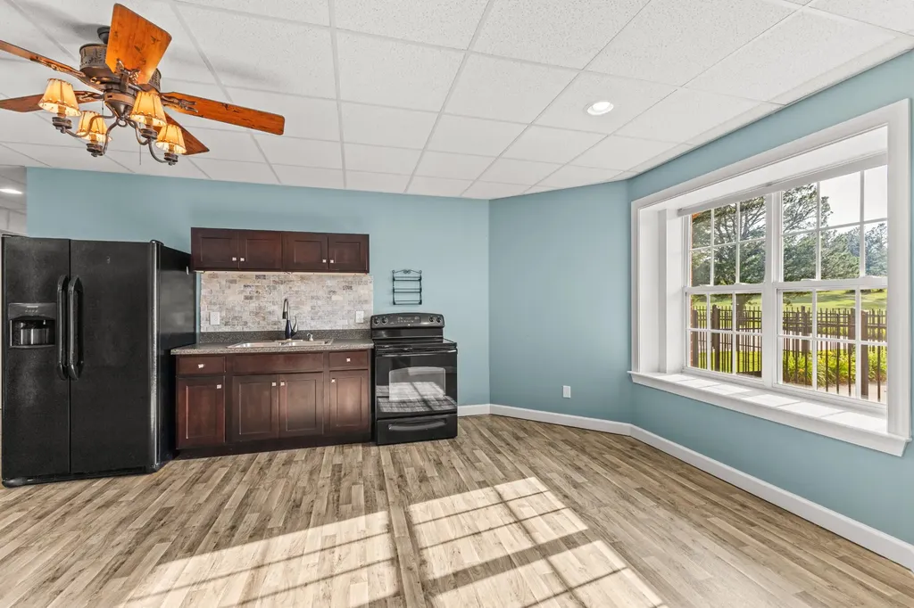 511 Country Club Drive Dickson TN 37055
