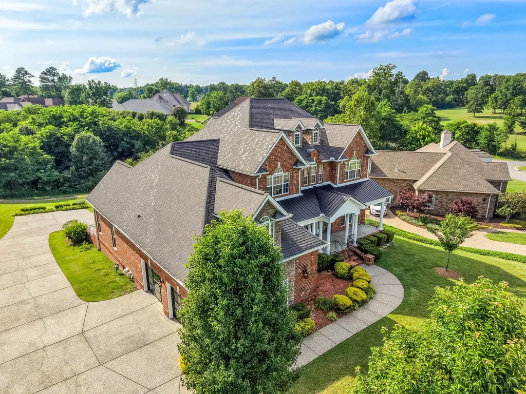 511 Country Club Drive Dickson TN 37055