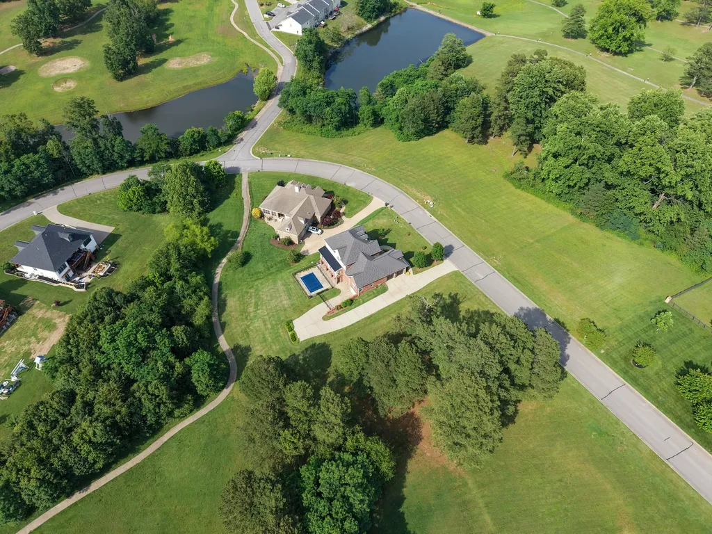 511 Country Club Drive Dickson TN 37055