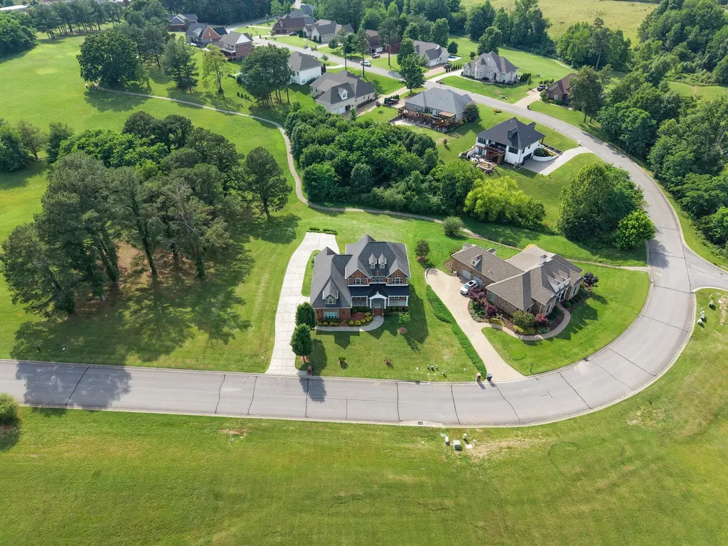 511 Country Club Drive Dickson TN 37055